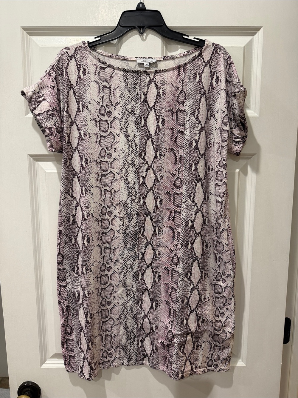 white birch Pink Snake Print Short Sleeve Dress